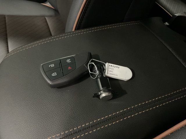 Used 2024 GMC Canyon AT4 w/ AT4 Premium Package image 22