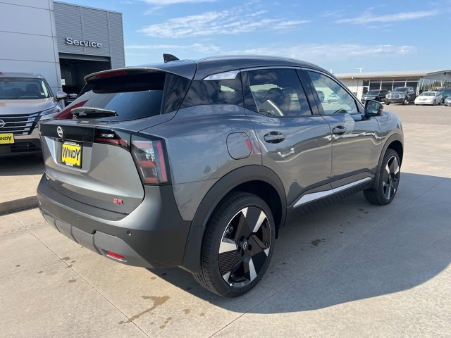 New 2026 Nissan Kicks SR image 7