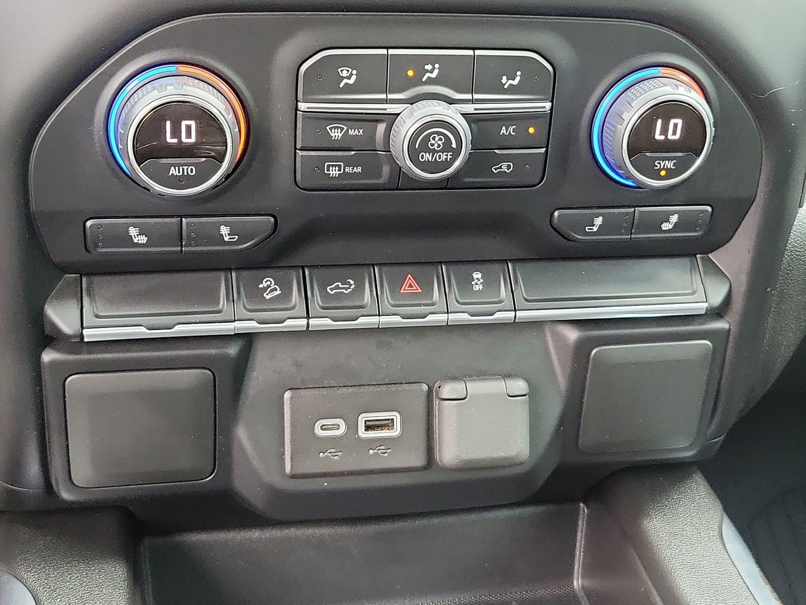 Certified 2022 Chevrolet Silverado 1500 LT Trail Boss w/ Bed Protection Package AWD/4WD image 33