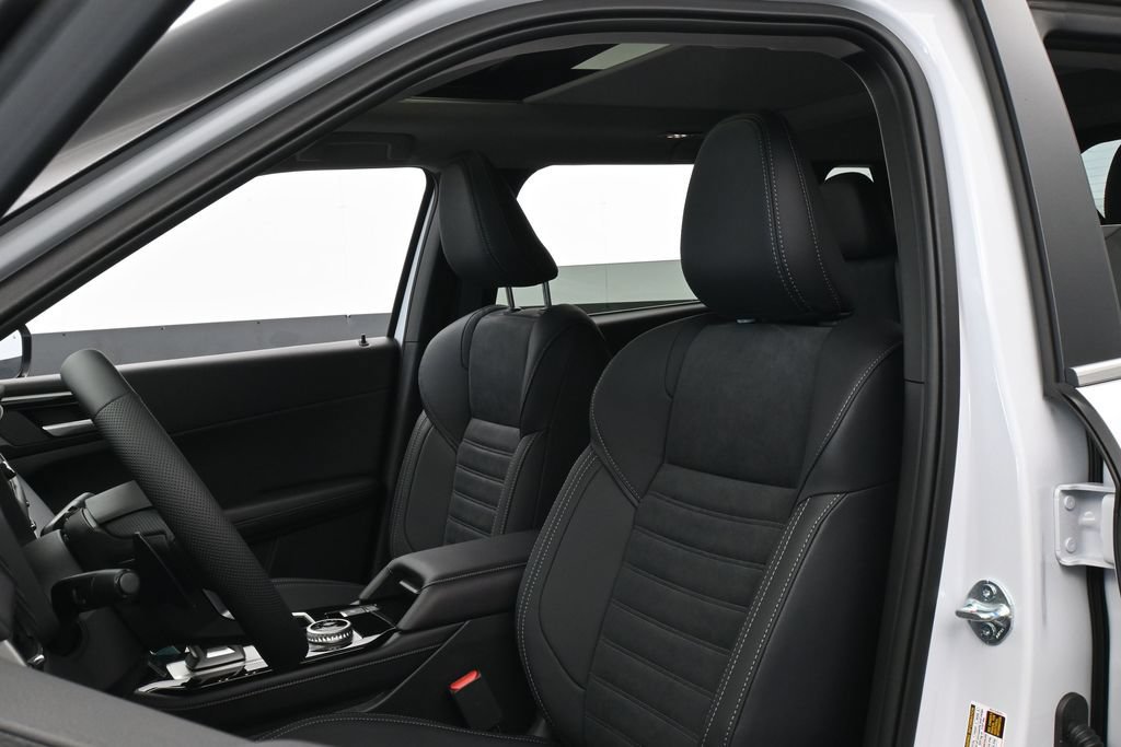 New 2026 Mitsubishi Outlander SE FWD image 10
