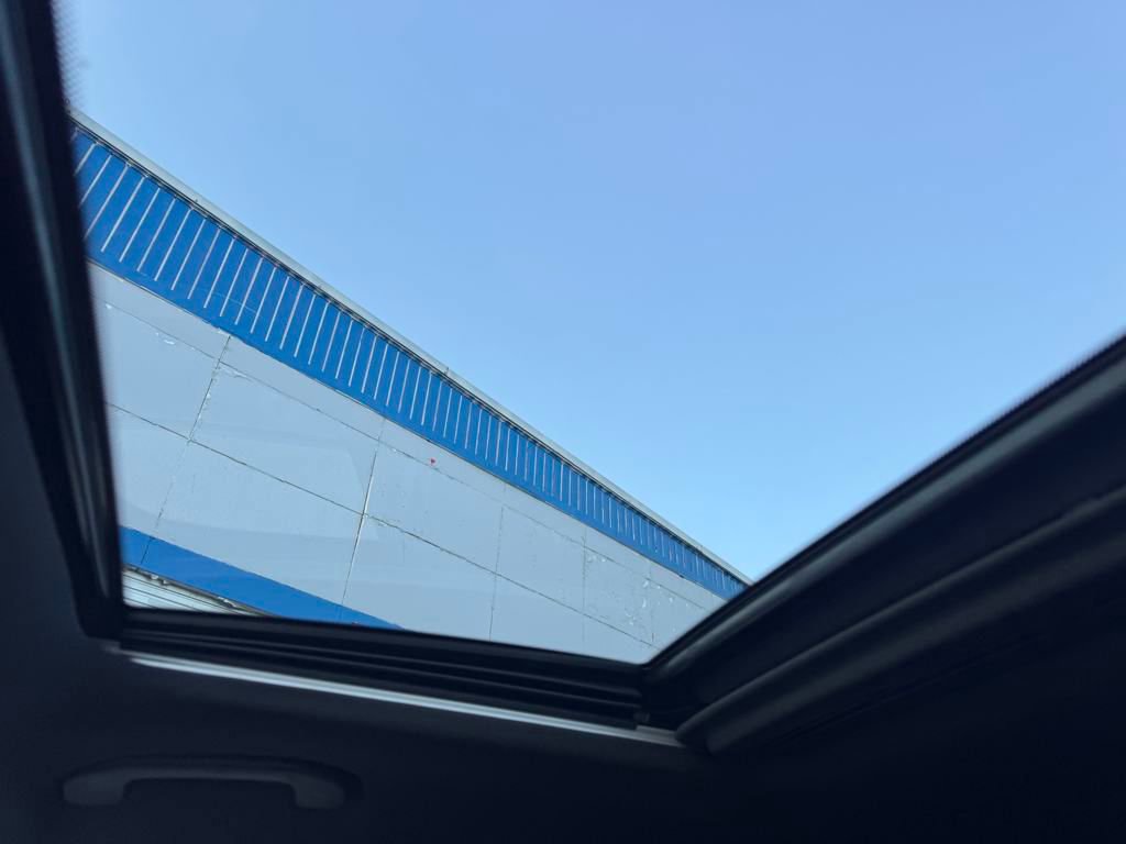 Used 2021 Mercedes-Benz GLC 300 4MATIC Coupe image 23