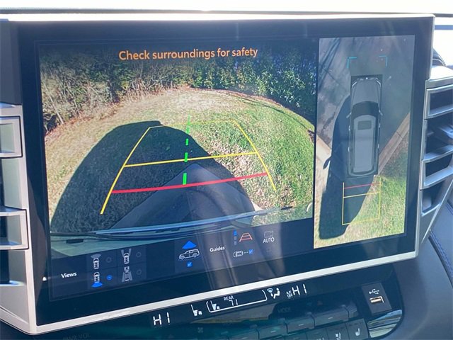 Used 2025 Toyota Sequoia Platinum image 26