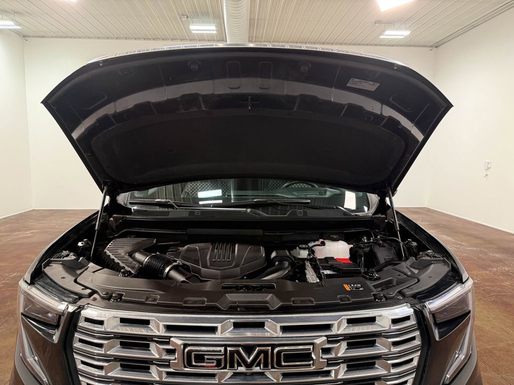 Used 2024 GMC Acadia Denali w/ LPO, Floor Liner Package image 19