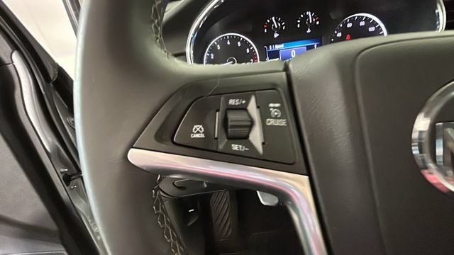 Used 2022 Buick Encore Preferred w/ Safety Package AWD/4WD image 15