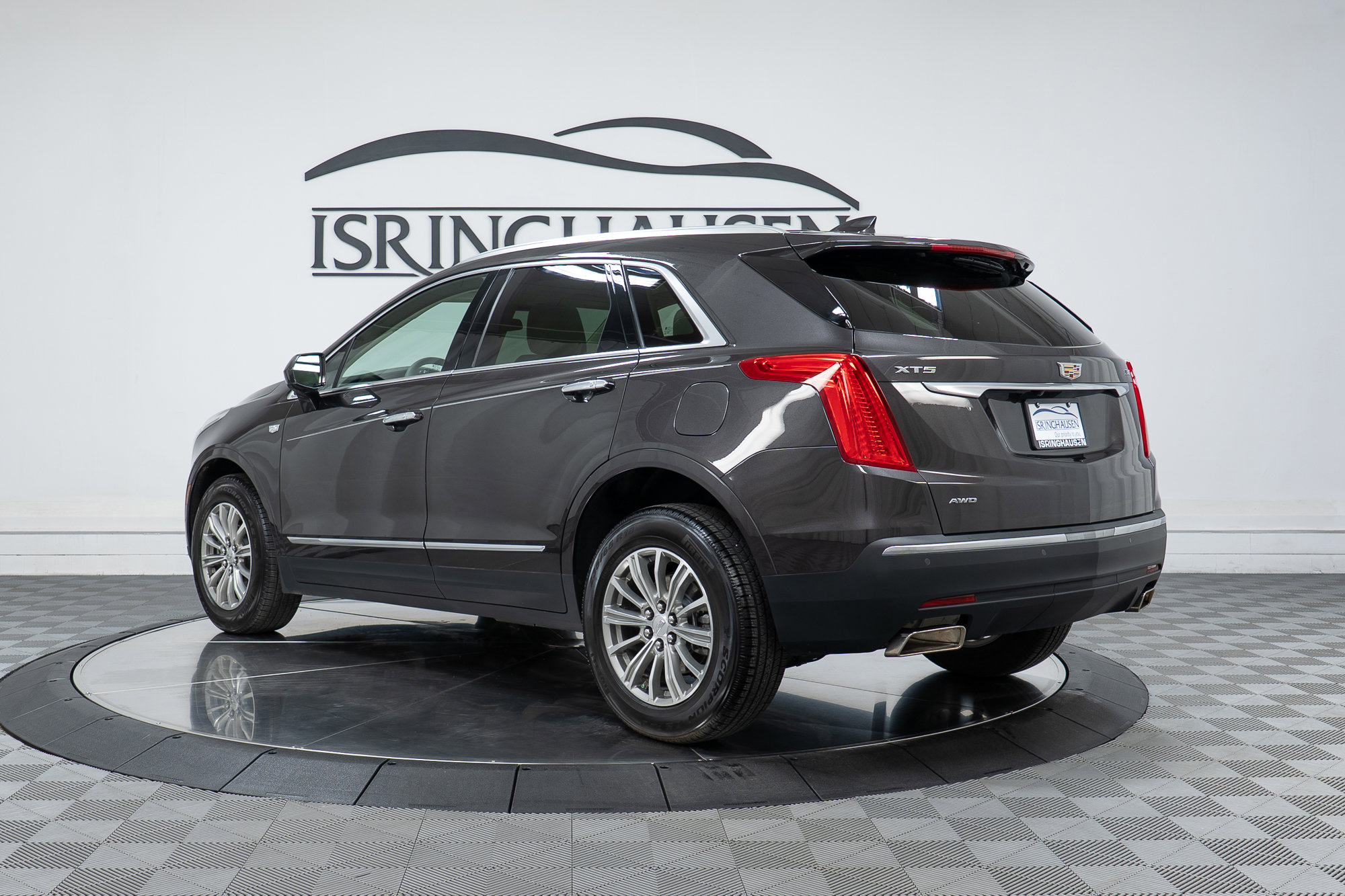 Used 2018 Cadillac XT5 Luxury w/ Driver Awareness Package AWD/4WD image 7