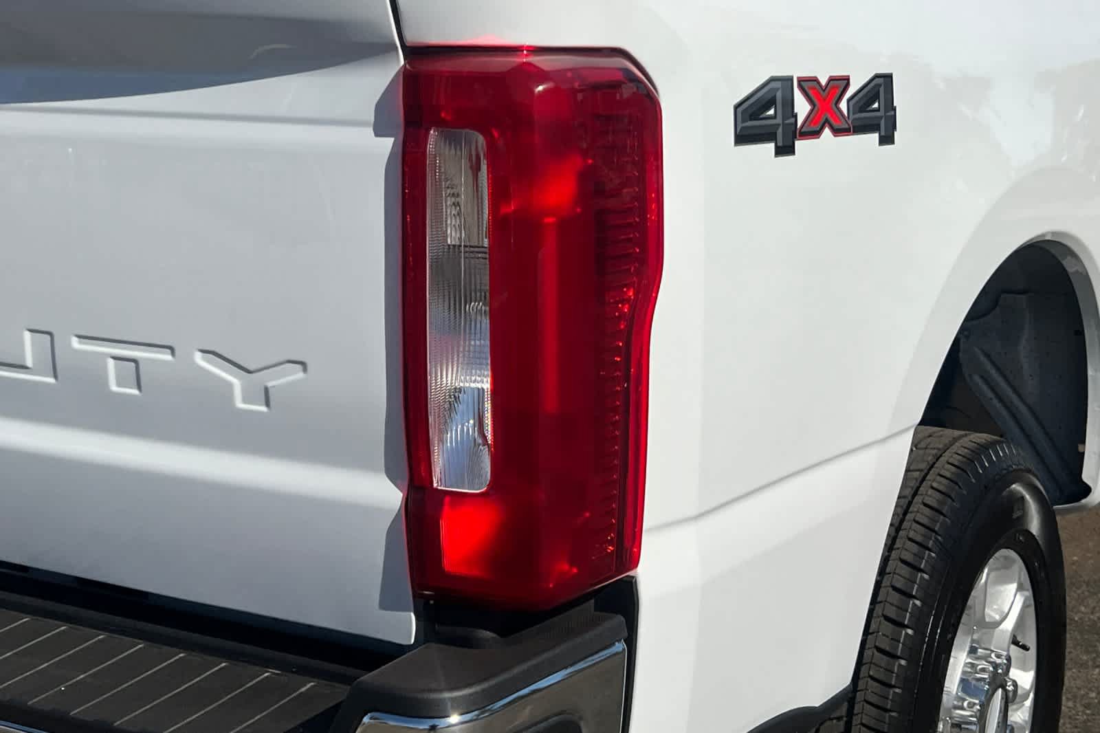 New 2026 Ford F250 XLT AWD/4WD image 23
