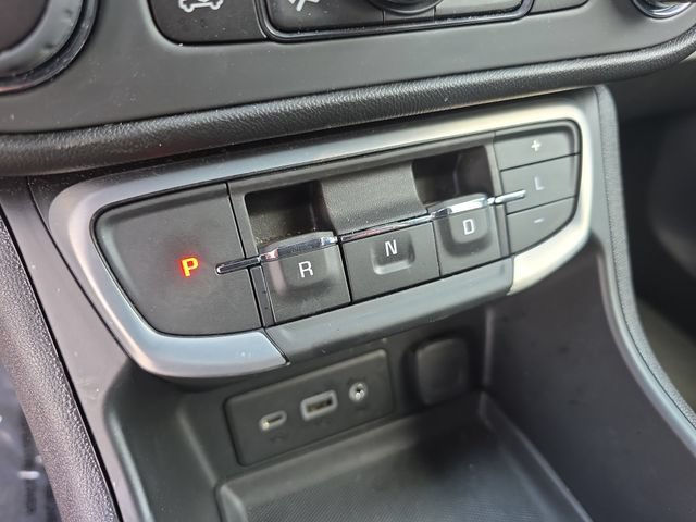 Certified 2024 GMC Terrain SLE w/ Driver Convenience Package FWD image 22