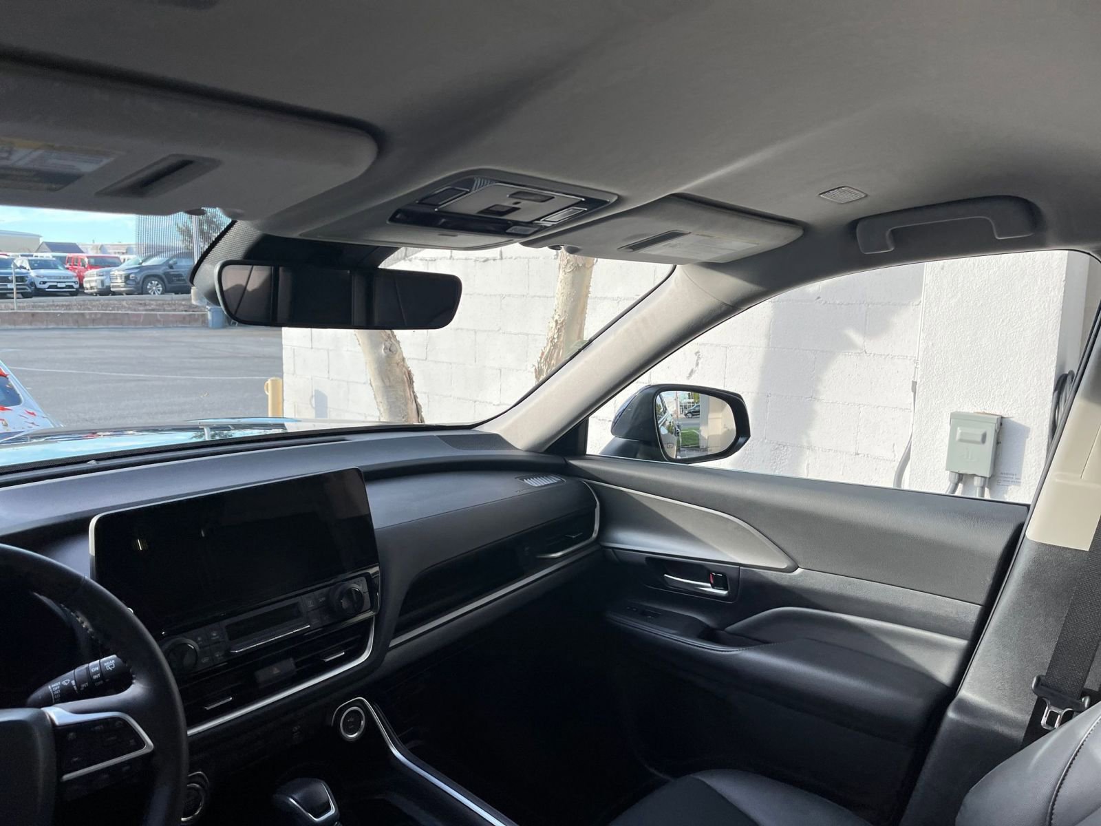 Used 2025 Toyota Grand Highlander FWD image 35