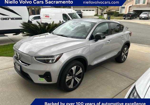 Used 2023 Volvo C40 P8 Recharge Plus AWD/4WD image 1