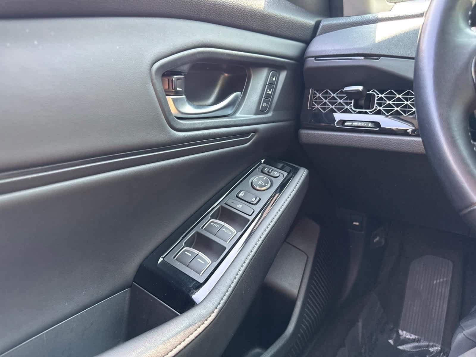 Used 2023 Honda Accord Touring image 21