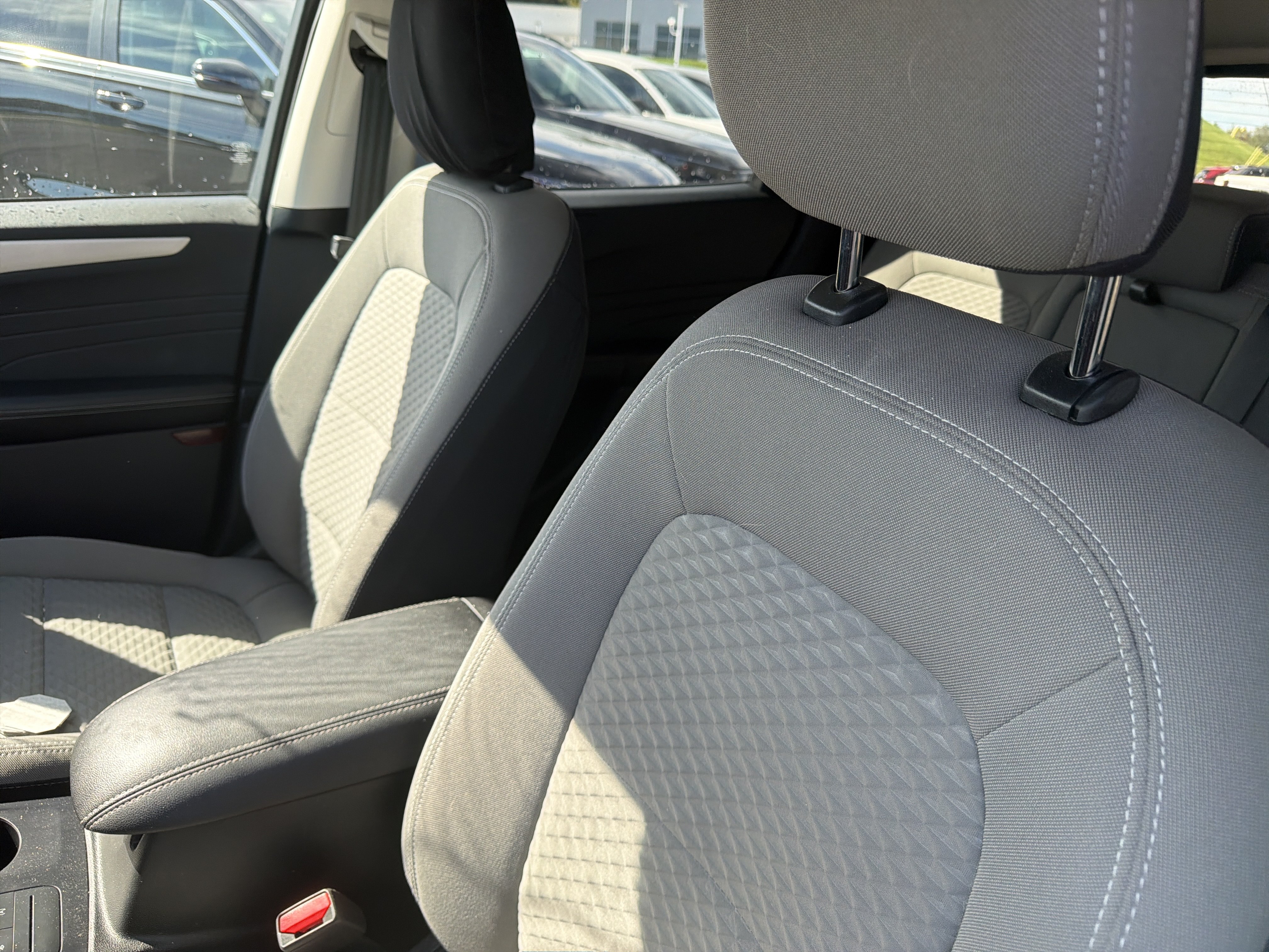 Used 2022 Ford Escape SE w/ Convenience Package AWD/4WD image 13