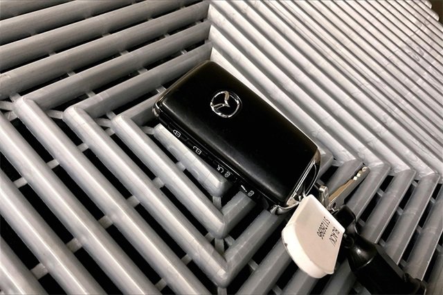 Used 2025 MAZDA CX-70 3.3 Turbo w/ Preferred Package image 10