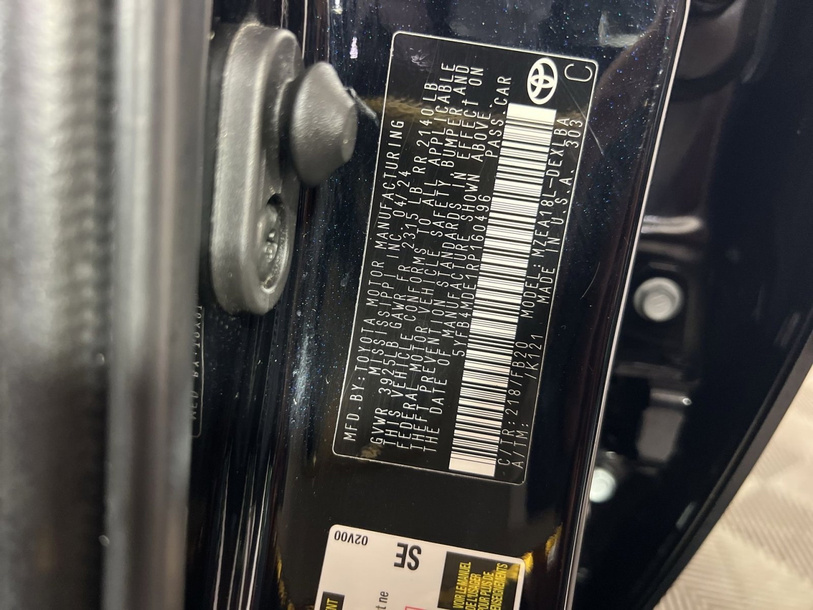 Used 2024 Toyota Corolla LE image 30