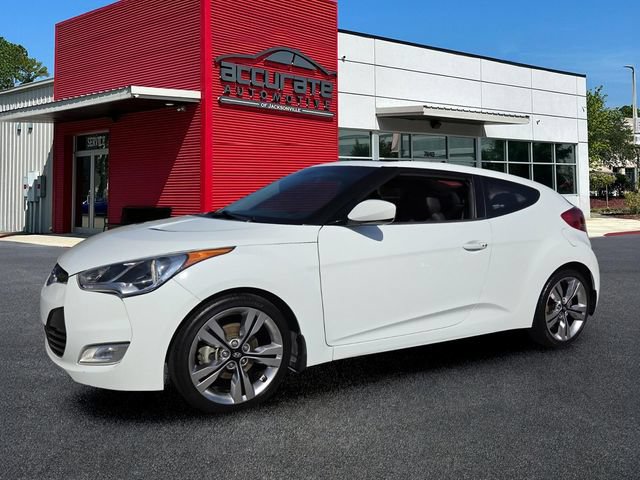 Used 2013 Hyundai Veloster w/ Tech Pkg FWD image 1