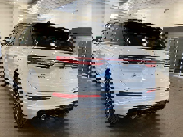 New 2024 Lincoln Corsair Grand Touring w/ Equipment Group 301A image 5