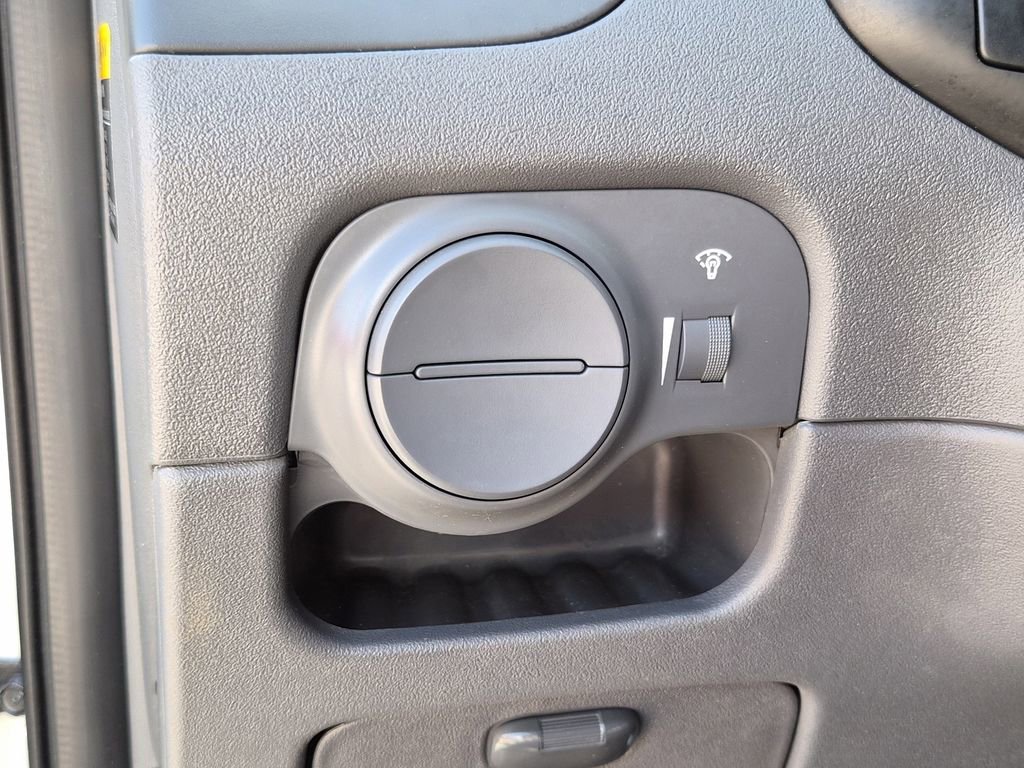 Used 2009 Kia Rio LX image 22