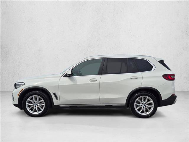 Certified 2022 BMW X5 xDrive40i w/ Parking Assistance Package AWD/4WD image 9