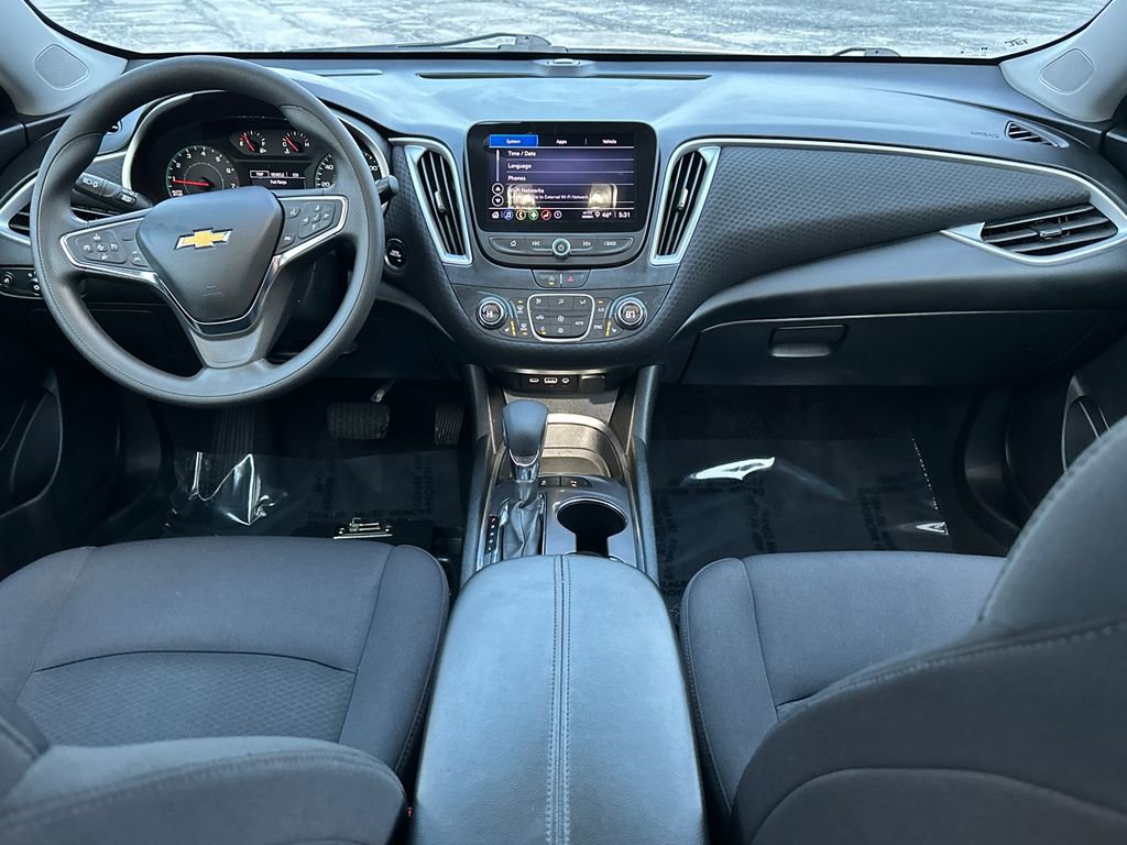 Used 2024 Chevrolet Malibu LT image 14