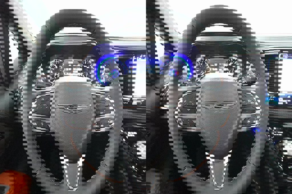 New 2026 Chrysler Pacifica Pinnacle image 14