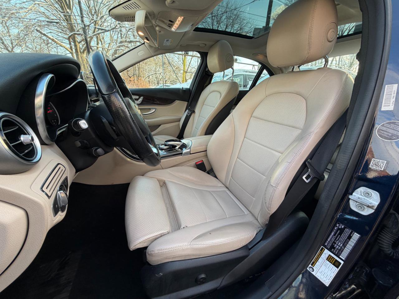 Used 2015 Mercedes-Benz C 300 4MATIC Sedan image 13
