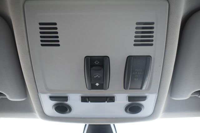 Used 2010 BMW 328i xDrive Coupe image 27