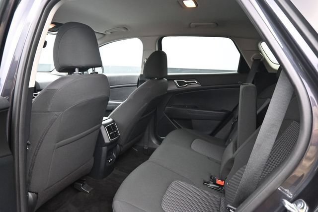 Used 2026 Kia Sportage LX FWD image 15