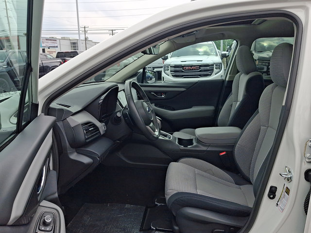 Used 2025 Subaru Outback Premium w/ Popular Package #1A AWD/4WD image 14