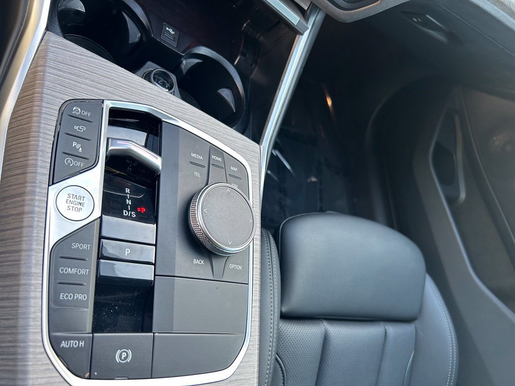 Used 2025 BMW 330i Sedan RWD image 19
