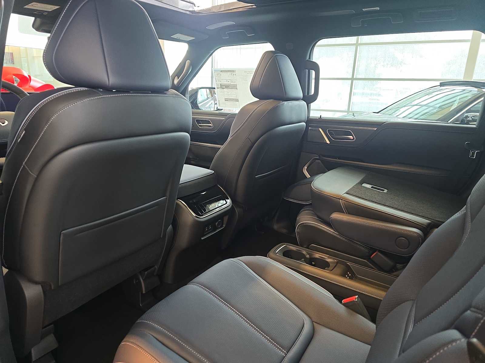 New 2026 INFINITI QX80 4WD w/ Sport Exterior Package image 17