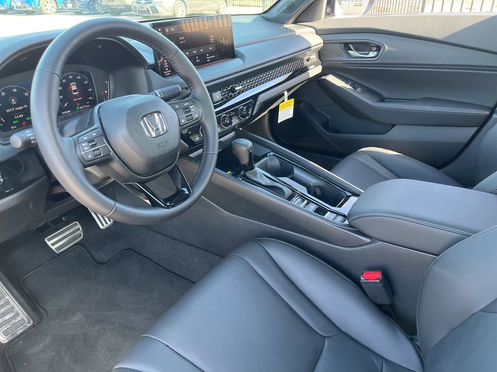 Used 2025 Honda Accord Sport image 20