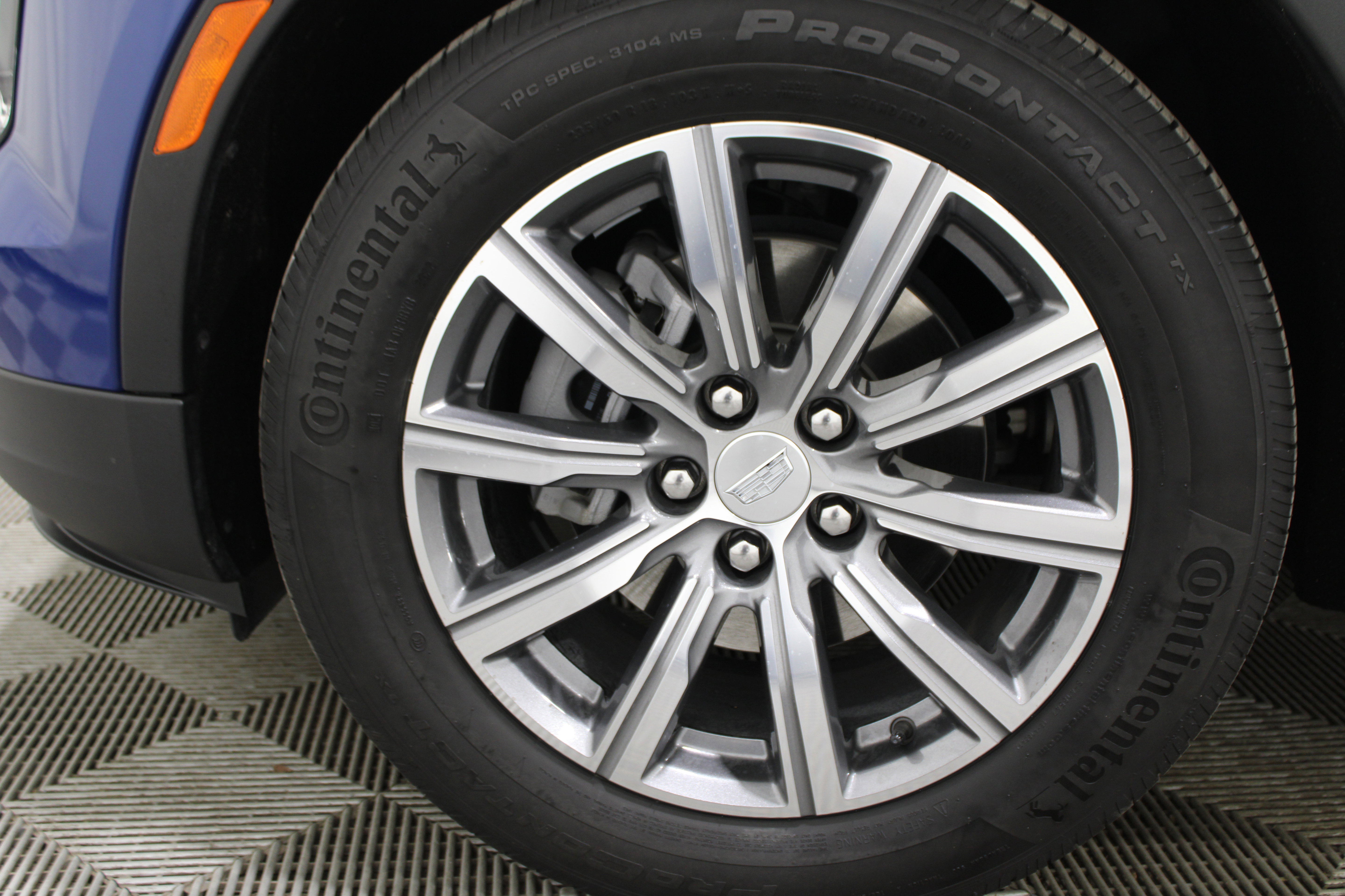 Certified 2023 Cadillac XT4 Sport image 36