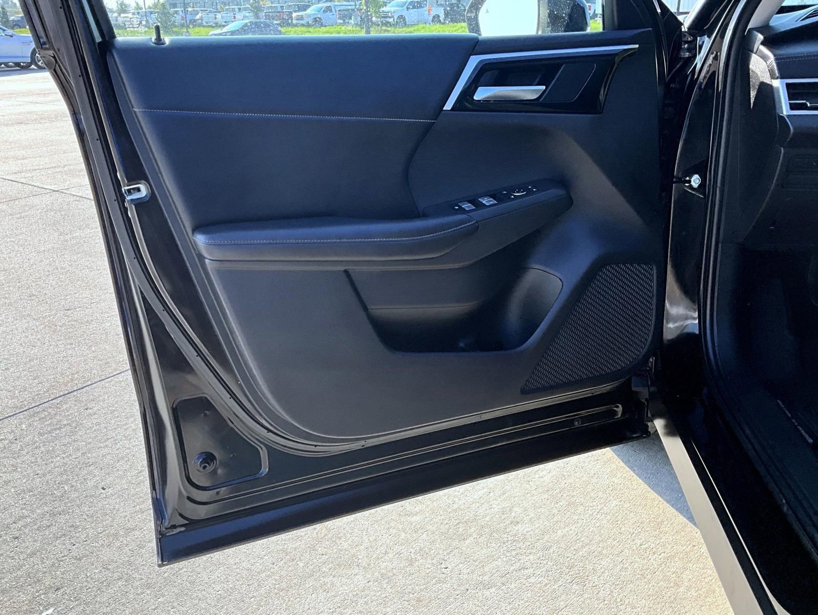 Used 2022 Mitsubishi Outlander SE image 10