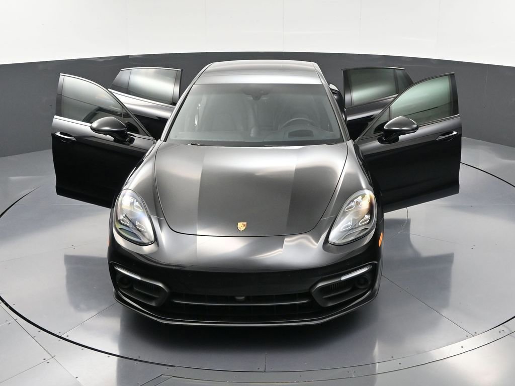 Certified 2022 Porsche Panamera Platinum Edition image 36
