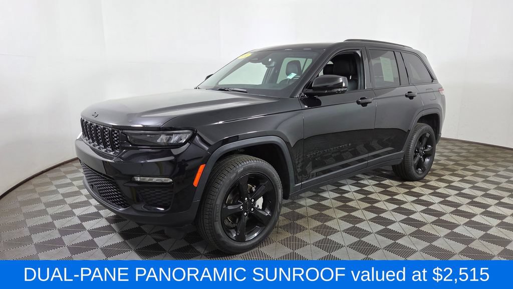 Used 2024 Jeep Grand Cherokee Limited w/ Black Appearance Package AWD/4WD image 3