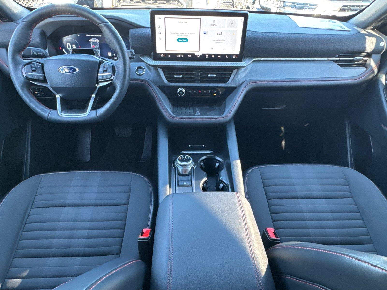 Certified 2025 Ford Explorer ST-Line w/ Premium Package RWD image 22