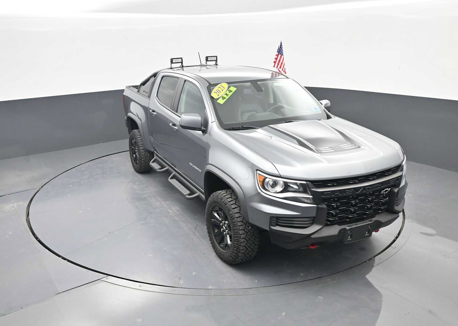 Used 2021 Chevrolet Colorado ZR2 w/ ZR2 Dusk Special Edition AWD/4WD image 26