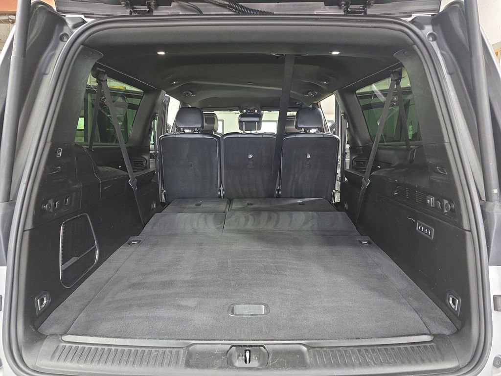 Used 2023 Jeep Wagoneer L Series II image 14