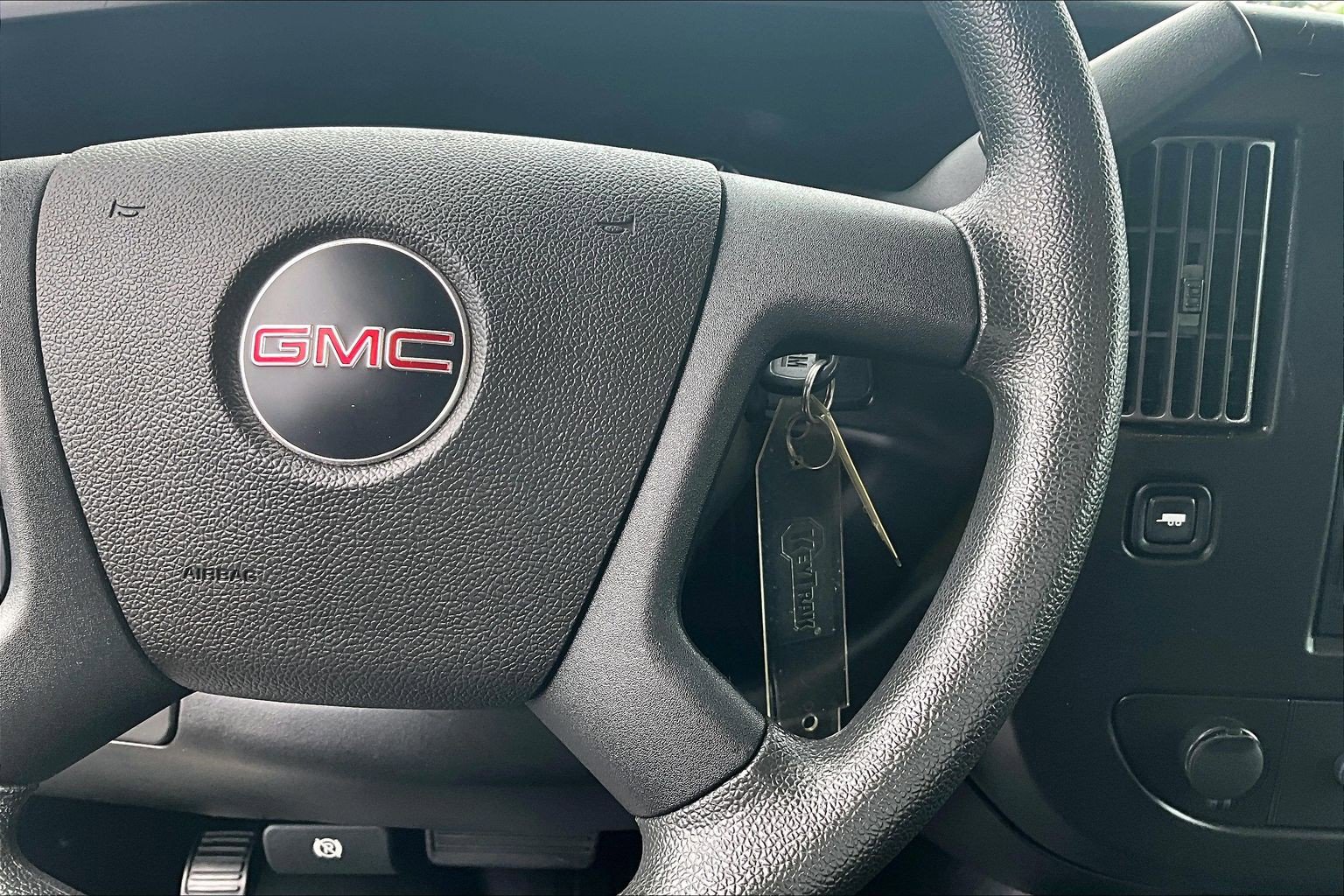 Used 2023 GMC Savana 2500 w/ Driver Convenience Package RWD image 11