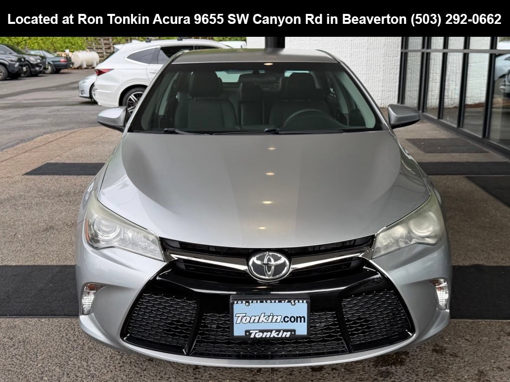 Used 2016 Toyota Camry SE FWD image 3