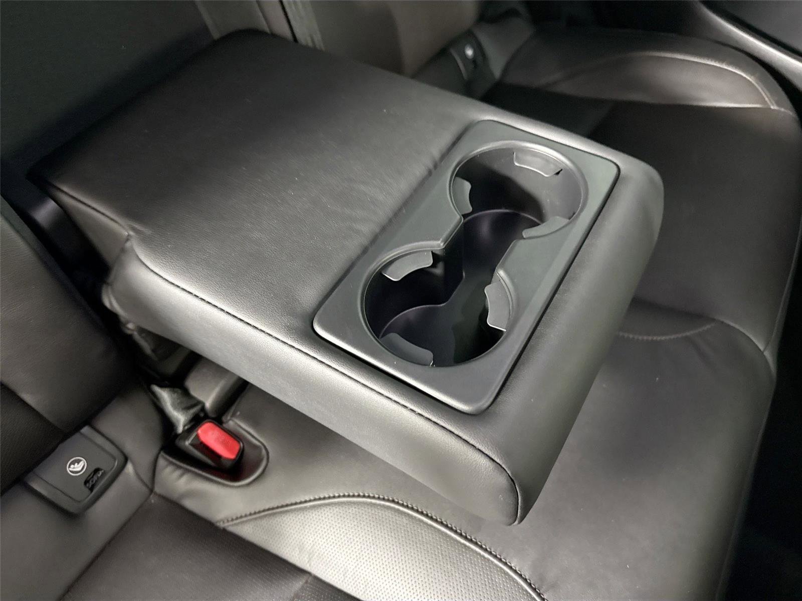 Used 2022 MAZDA MAZDA3 s FWD image 40