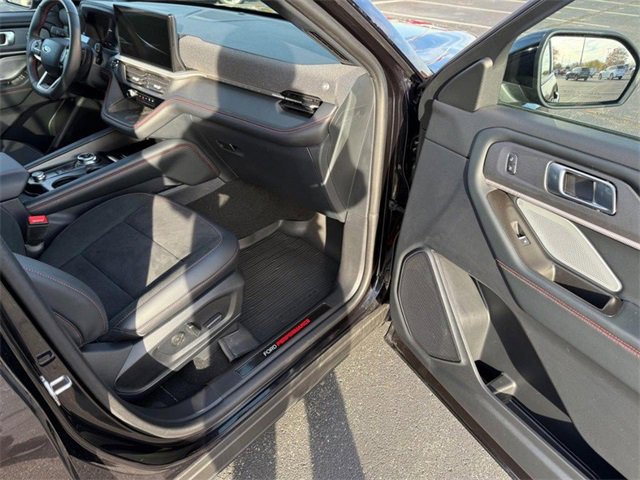 Used 2025 Ford Explorer ST w/ Sun And Sound Package image 16