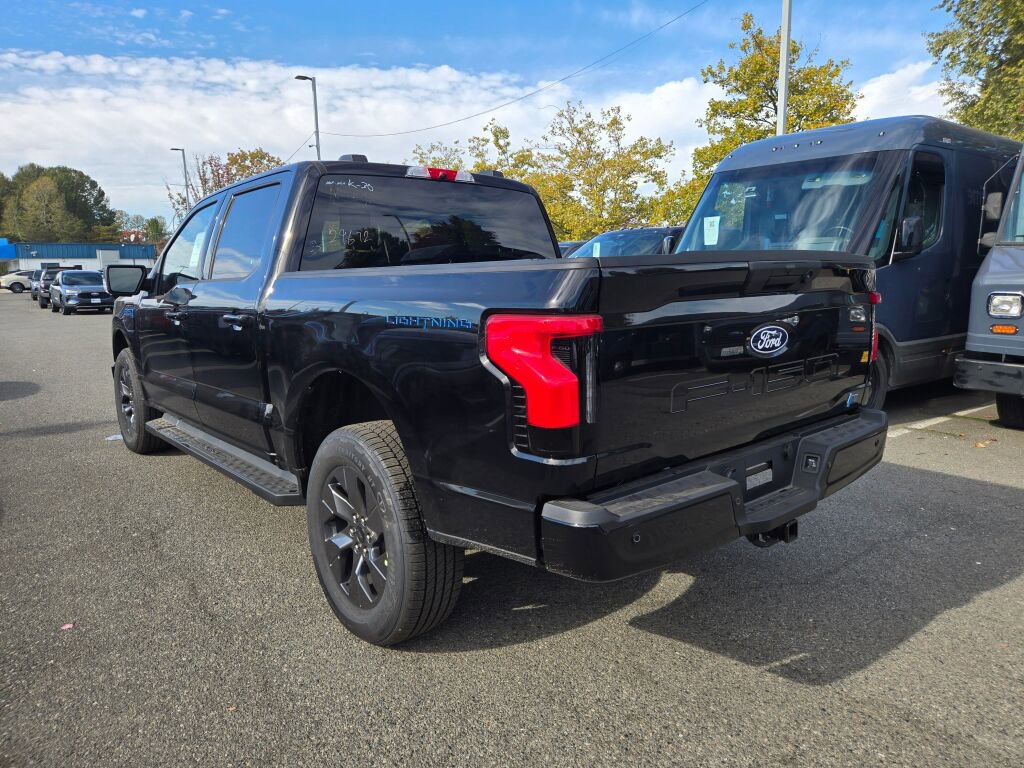New 2025 Ford F150 Lightning Flash AWD/4WD image 7