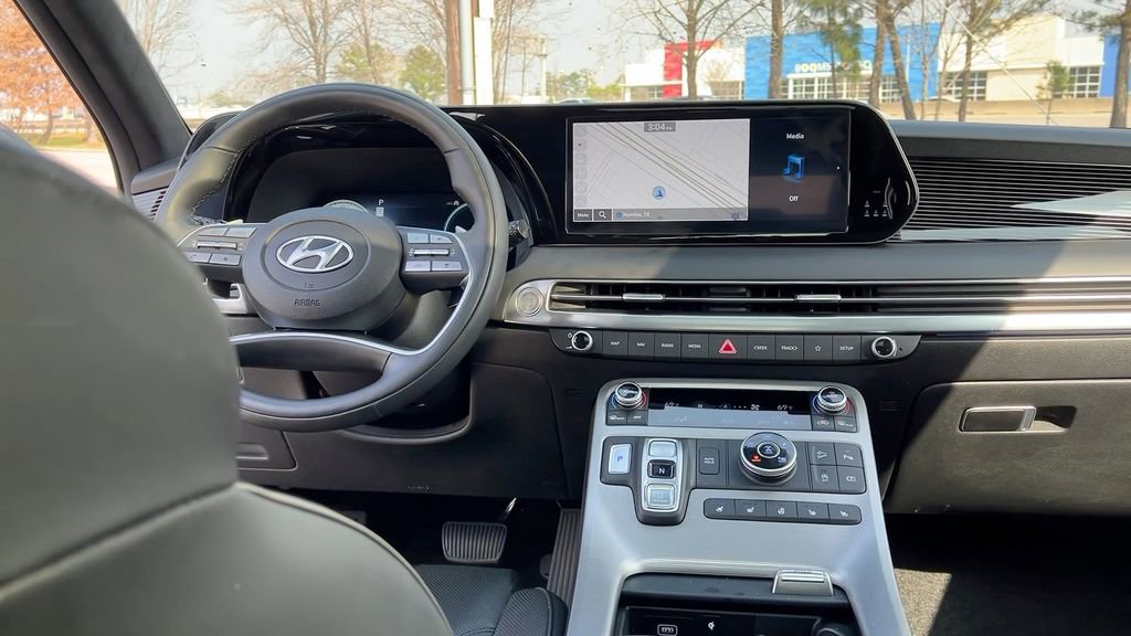 Used 2024 Hyundai Palisade Calligraphy image 24