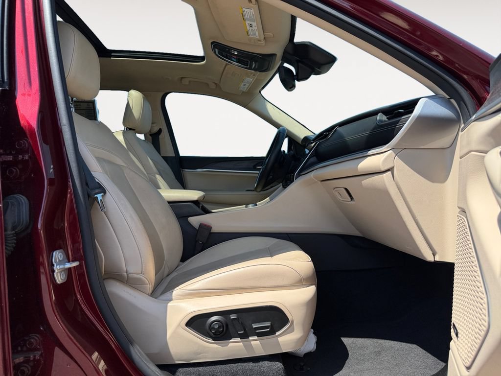 Used 2021 Jeep Grand Cherokee L Limited RWD image 15