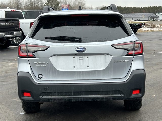 Used 2023 Subaru Outback Premium image 44