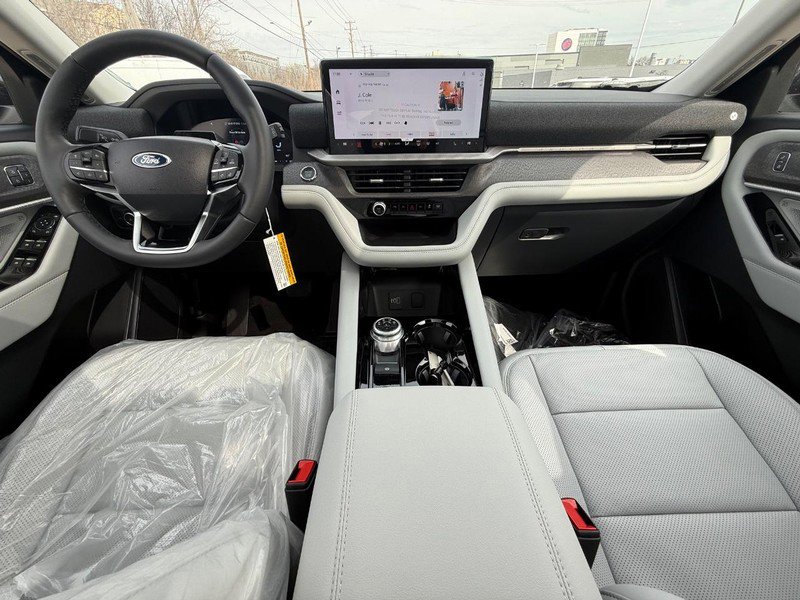 New 2026 Ford Explorer Platinum image 17