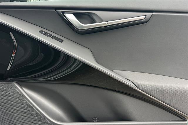 New 2026 Kia Niro Wind FWD image 19