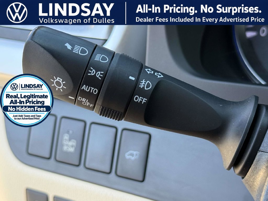 Used 2015 Toyota Highlander Limited AWD/4WD image 24