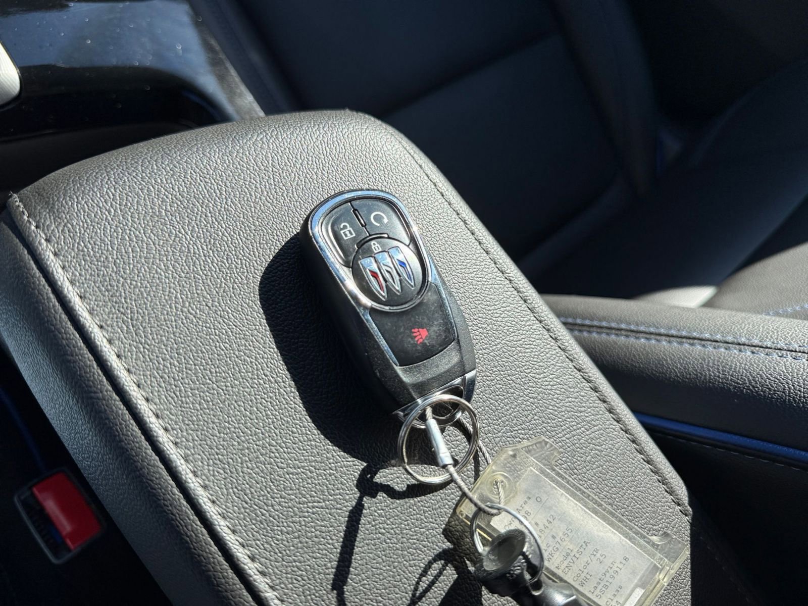 Used 2025 Buick Envista Sport Touring image 22