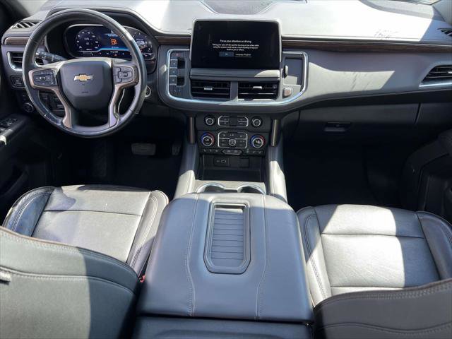 Used 2022 Chevrolet Suburban High Country AWD/4WD image 16